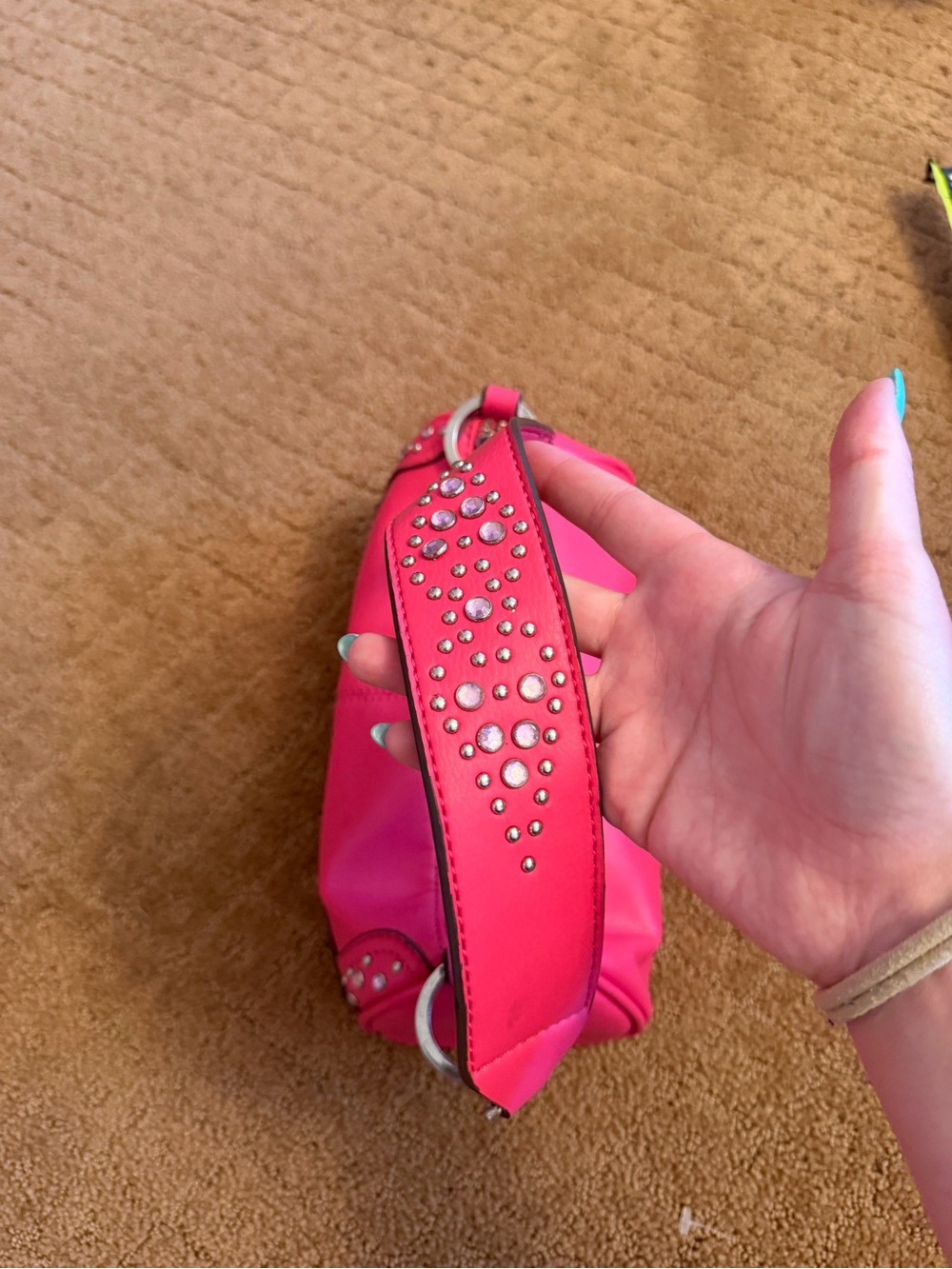 Sonoma hot pink faux leather silver studded shoulder bag - Picture 7 of 8
